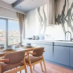 Benesta By Newinn דירה