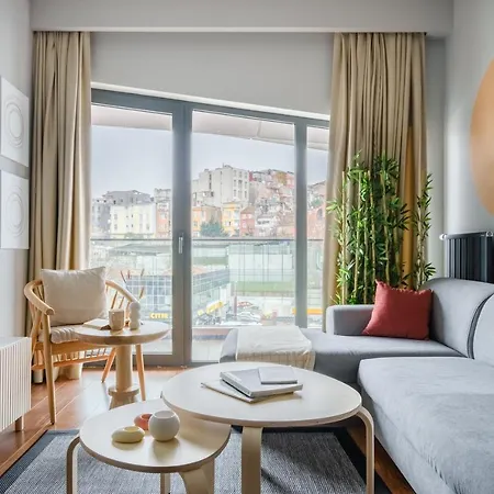 Benesta By Newinn * Istambul